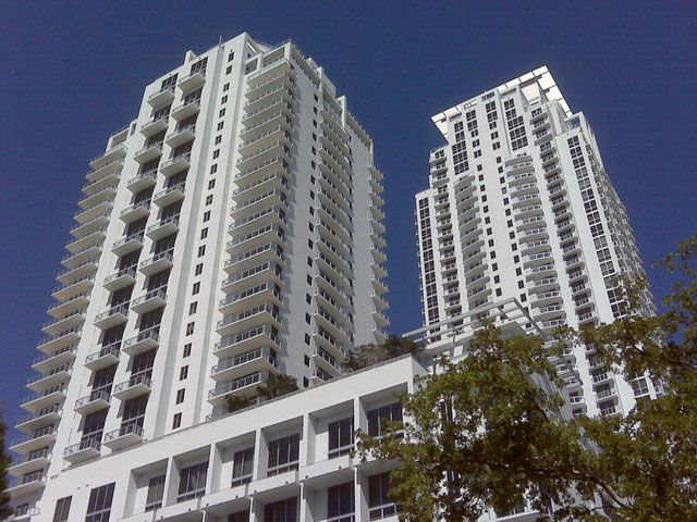 1060 Brickell apartments for sale and rent
