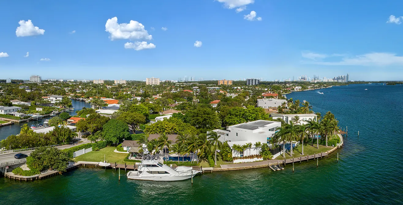 Solana Bay Miami - View North