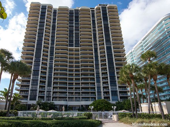 verwerken Verrassend genoeg Brandweerman Bal Harbour Tower Condominiums for Sale and Rent in Miami, Florida. Miami  Real Estate Agents