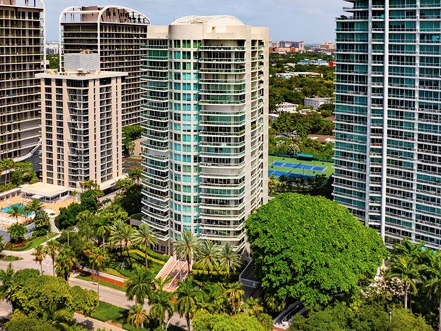 Grove Hill Tower apartments for sale and rent