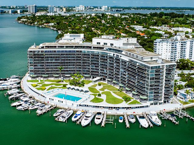 King Cole apartments for sale and rent