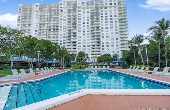 Admirals Port Condo for Sale, 2801 NE 183rd St, Apartment #708W ...