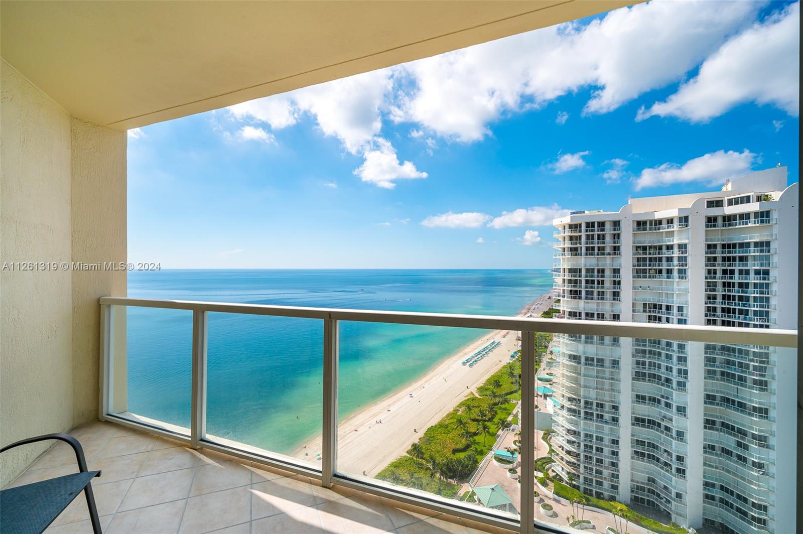 La Perla Sunny Isles For Sale