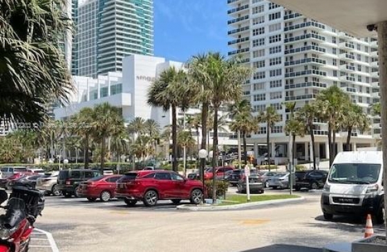 3800 S Ocean Dr #242