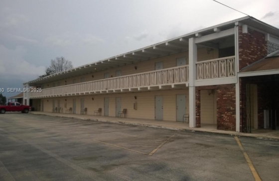 1001  Lakeview Drive #