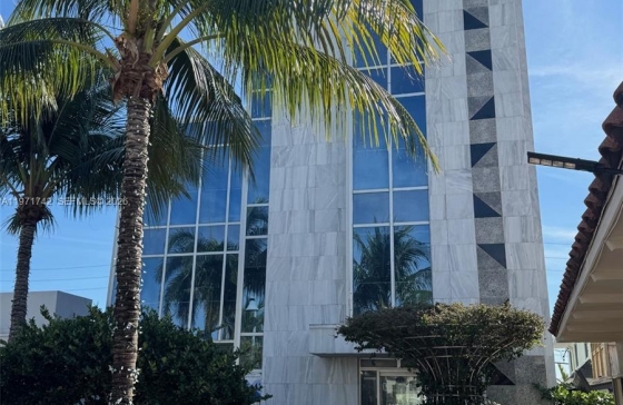 240  Commercial Blvd #