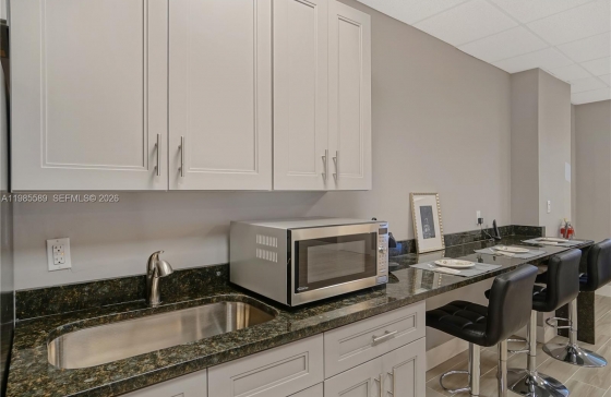 12550  Biscayne Blvd #902